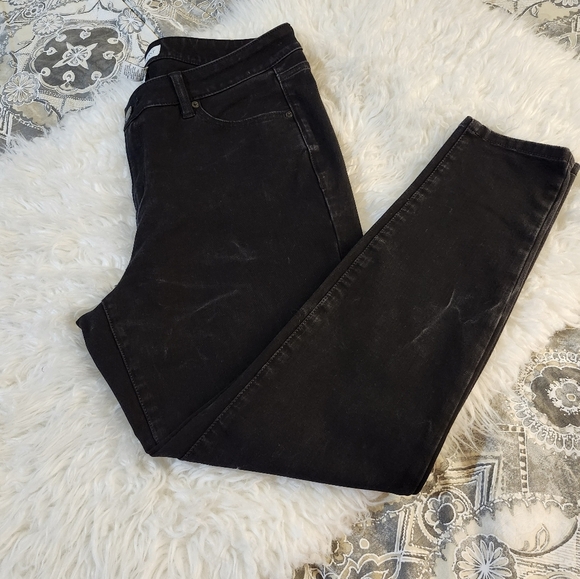 Lane Bryant faded/acid wash jeans - Picture 7 of 7